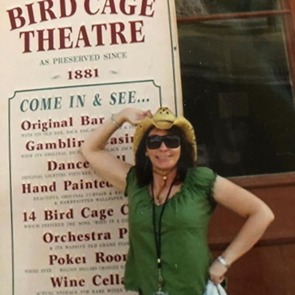 Meet your Posher, Susan - Picture 1 of 2